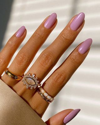 Light nail colours soft lilac