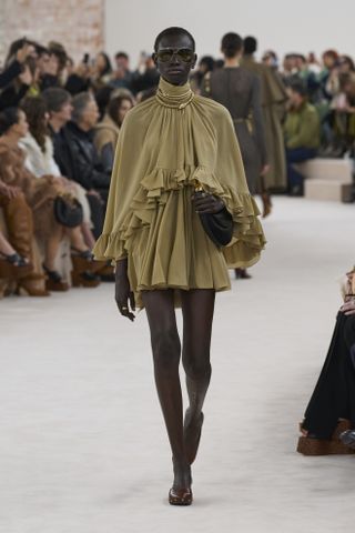 Model on the Chloe A/W 24 runway