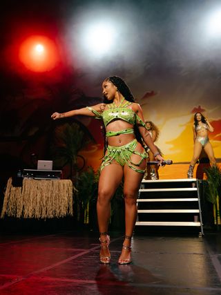 Jamaican pop star Shenseea takes us behind the scenes of her LA show.