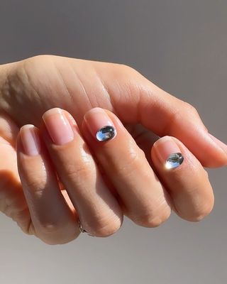 Gem-encrusted nails