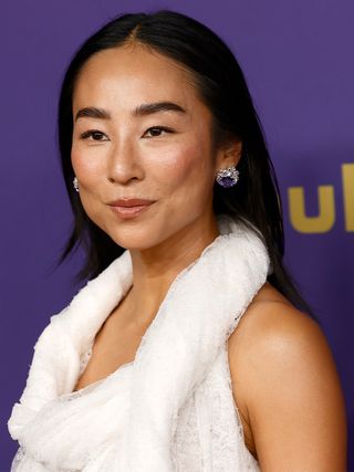 Greta Lee's Emmys 2024 beauty look.