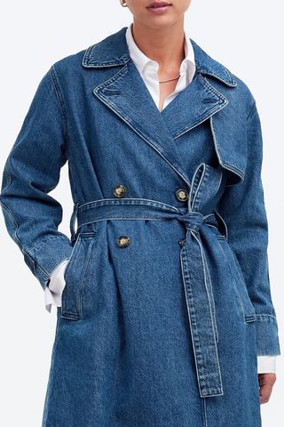 Madewell Denim Double-Breasted Crop Trench Coat in Ravenwood Wash