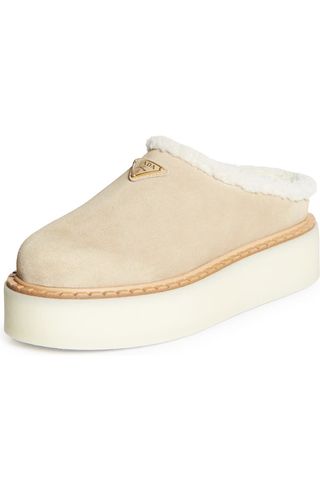 Evolve Genuine Shearling Clog