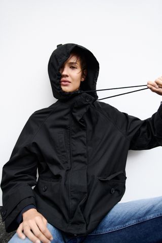 Water Repellent Hooded Jacket Zw Collection