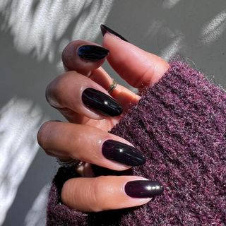 Photo of blackberry nails