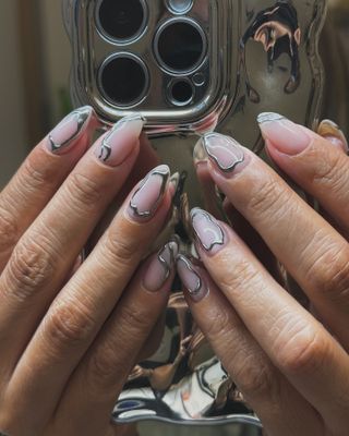 Photo of 3D metallic nails