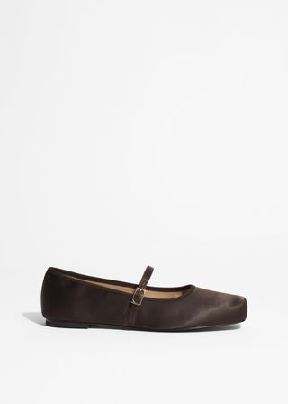 Square-Toe Ballet Flats