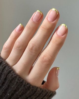 Gold chrome Christmas French tips