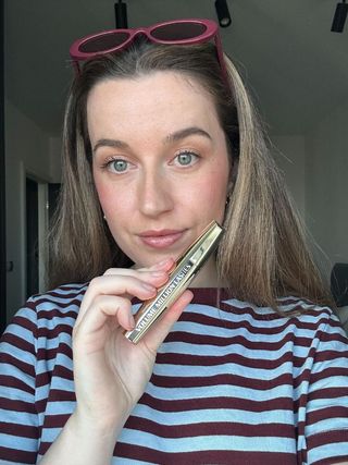 Junior beauty editor Grace Lindsay testing the L'Oréal Paris Volume Million Lashes Mascara