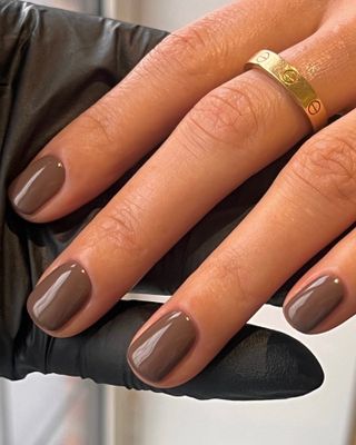 @paintedbyjools chocolate brown nails