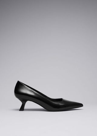 Point-Toe Pumps