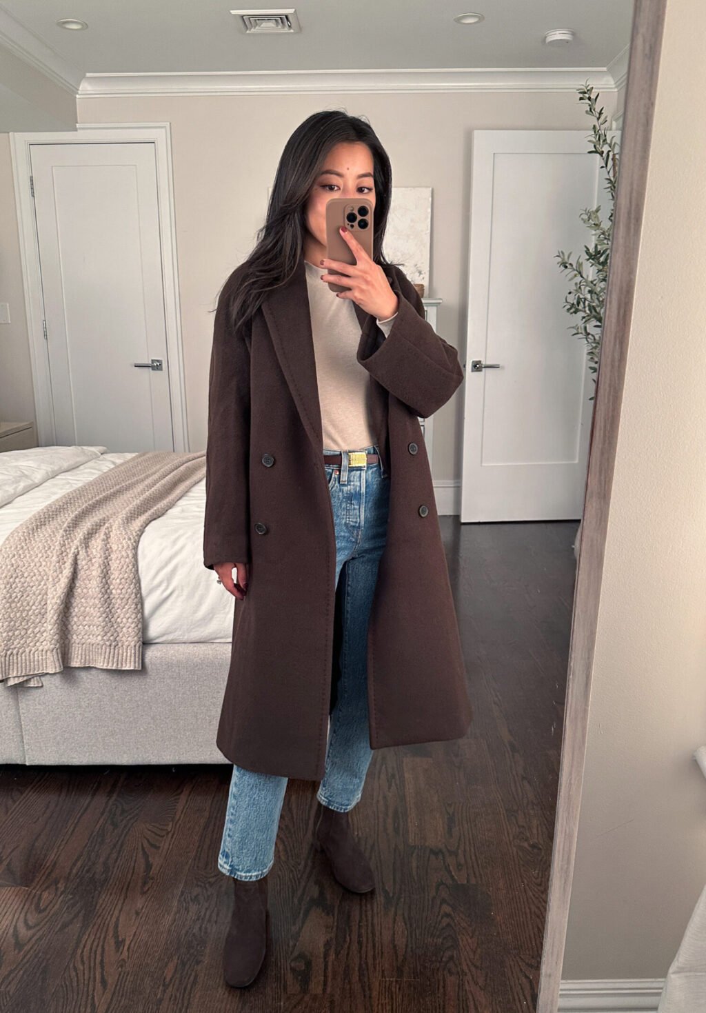 aritzia slouch coat in Short