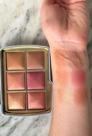 Hourglass Lotus palette swatches