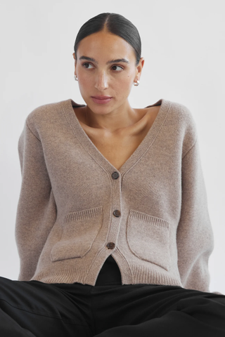 Almina Concept V Neck Cardigan