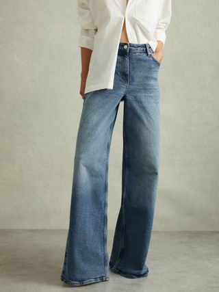 Petite Wide Leg Jeans in Mid Blue