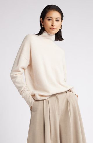 Oversize Cashmere Turtleneck Sweater