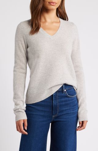 Caslon<sup>®</sup>, Cashmere V-Neck Sweater