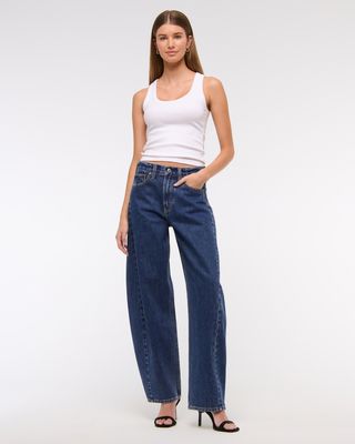 Mid Rise Barrel Jean