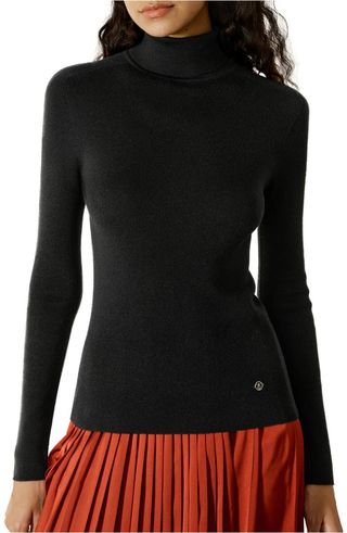 Seamless Silk-Cashmere Blend Turtleneck Sweater