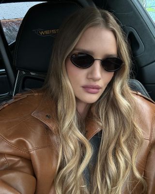 @rosiehw warm blonde hair