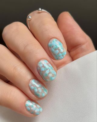 @pink_oblivion tiffany blue nails