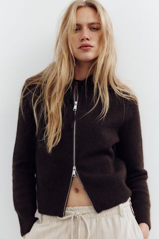 Basic Knit Hooded Sweatshirt