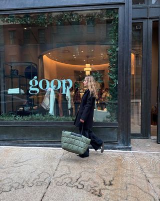 Vee Collective founder Lili Radu carrying the Porter Tote in NYC