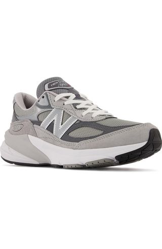 990 Running Shoe