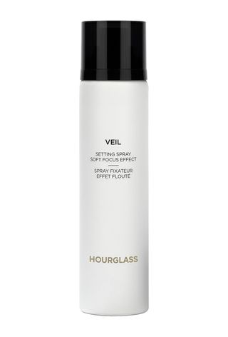 Hourglass Veil Setting Spray Soft Focus Effect