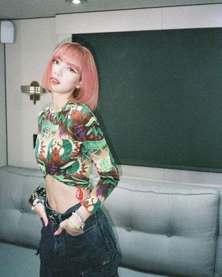 Lisa with smokey pastel pink hair