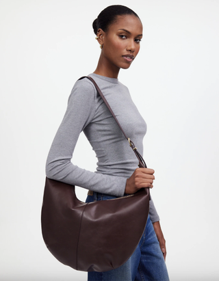 The Essential Curve Shoulder Bag