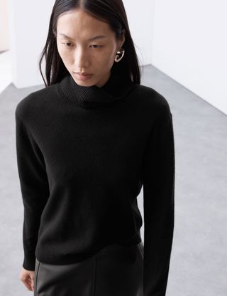 Pure Cashmere Roll Neck Jumper