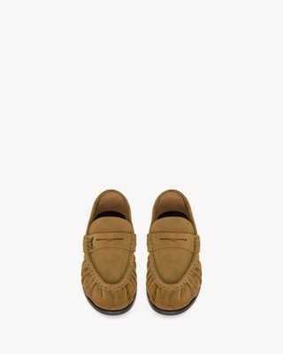 Women's Le Loafer Supple in Suede in Cognac