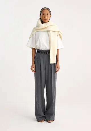 Róhe , wide leg double pleated trousers | dark grey melange