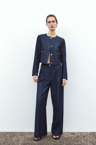 Contrasting Topstitching Cropped Jacket