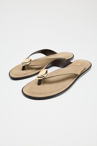 Flat Suede Sandals With Metallic Ornament