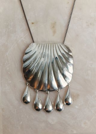 Petra Shell Pendant